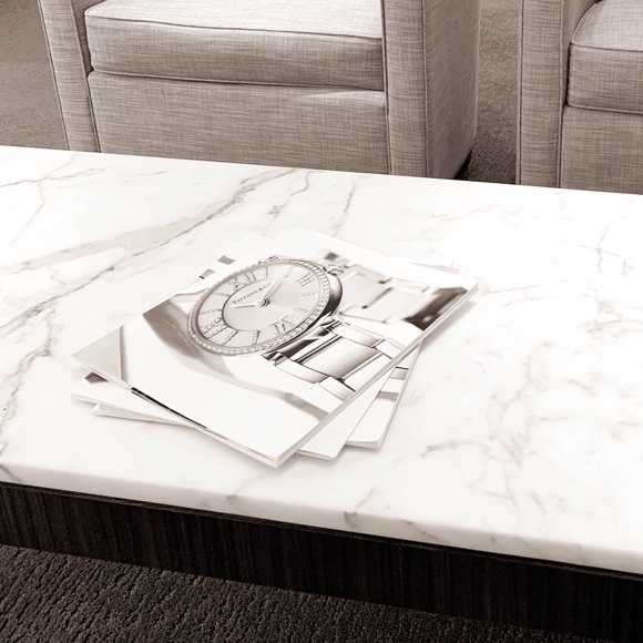 ✨✨SHOP W/ CONFIDENCE✨✨ HELLO AND WELCOME TO MY CLOSET. - Picture 3 of 3